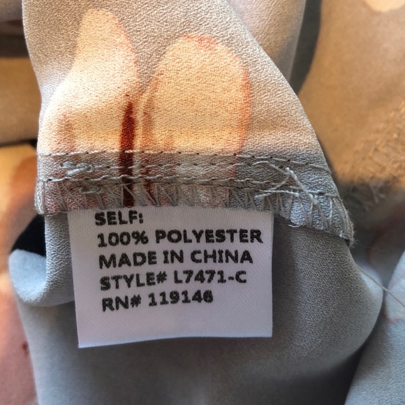 Last chance! Final Price NWT! Lara Top - Picture 5 of 8